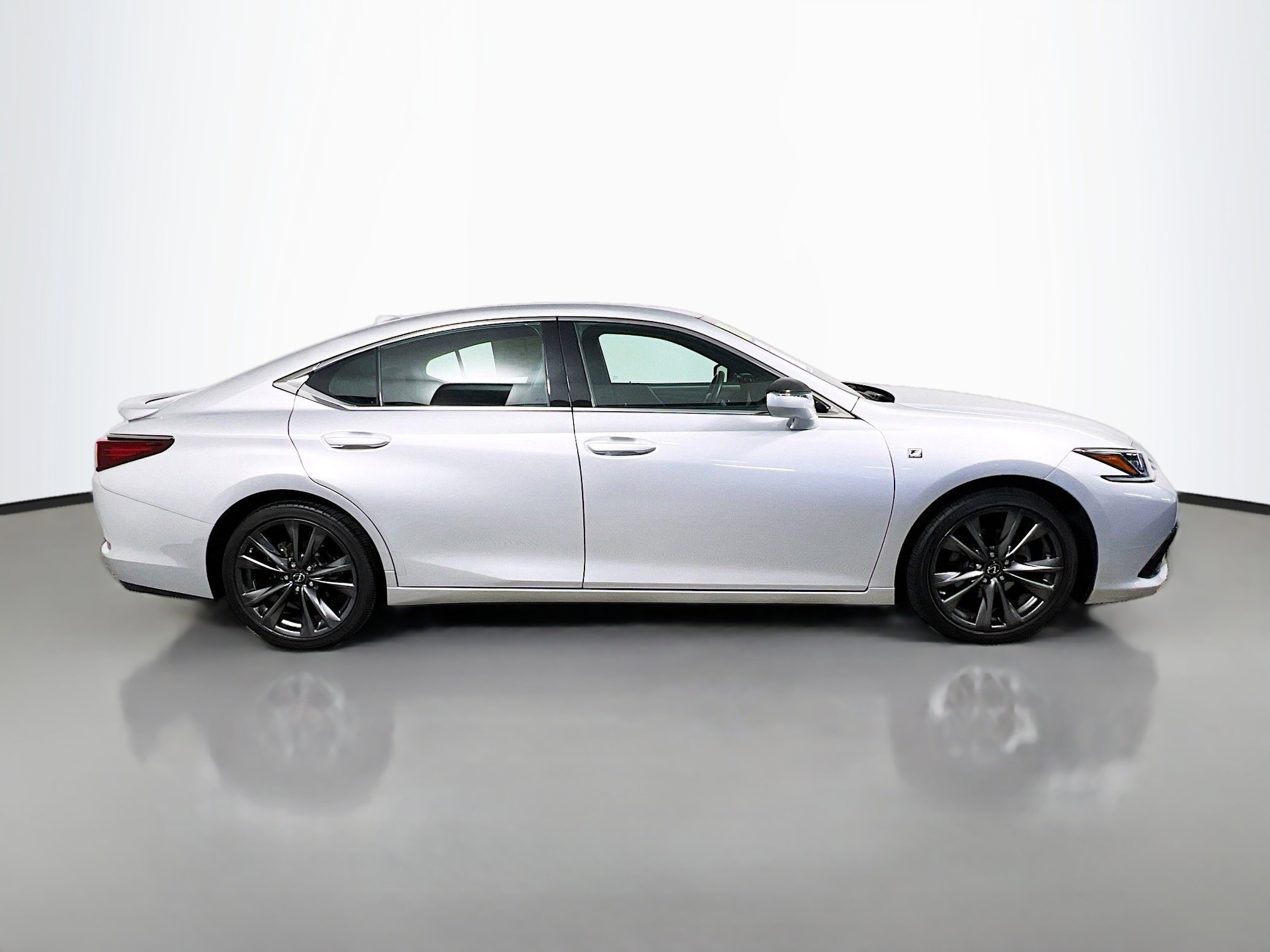 Used 2021 Lexus ES 350 F Sport w/ Accessory Package 2 FWD image 3