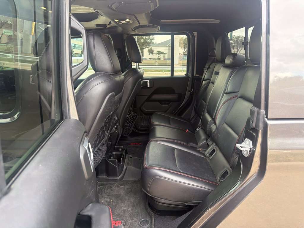 Used 2020 Jeep Gladiator Rubicon AWD/4WD image 17