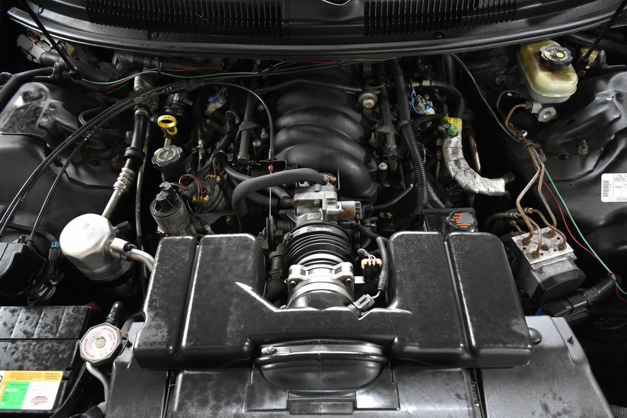 Used 1998 Chevrolet Camaro Z28 RWD image 10