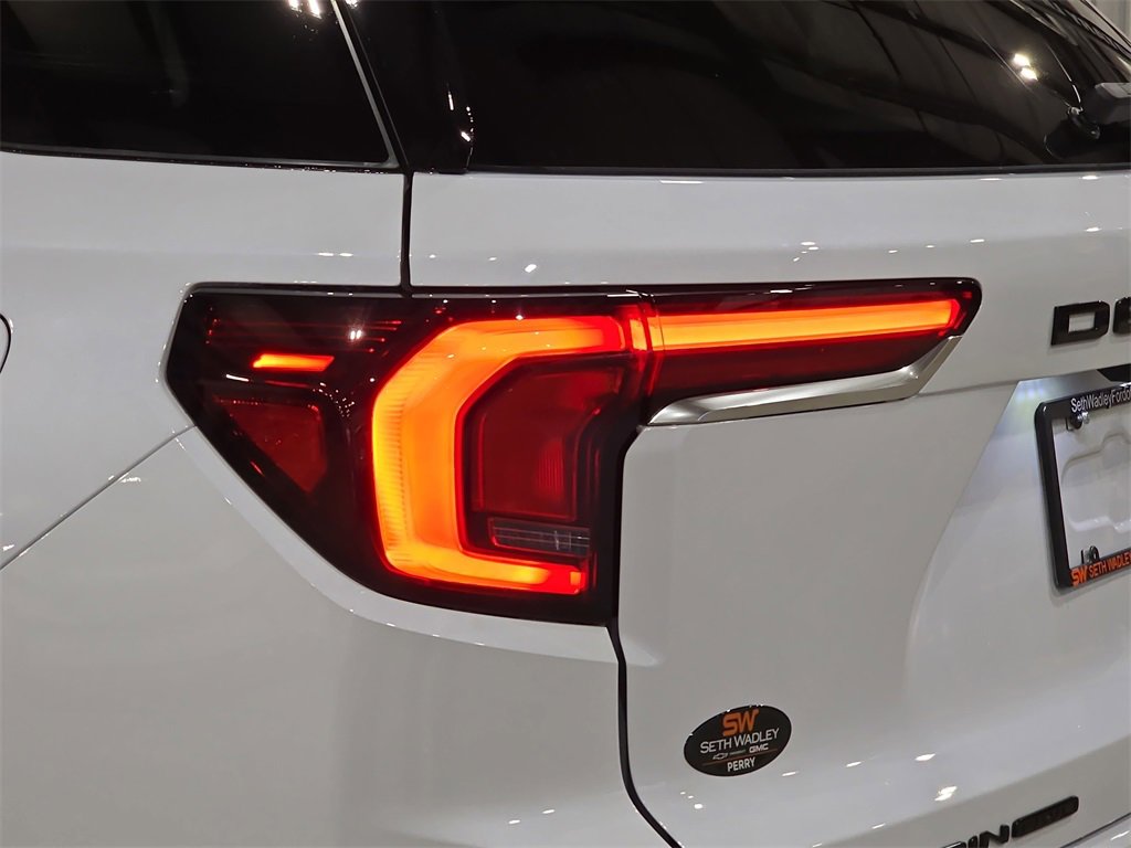 New 2026 GMC Terrain Denali w/ LPO, Black Badging Package image 34