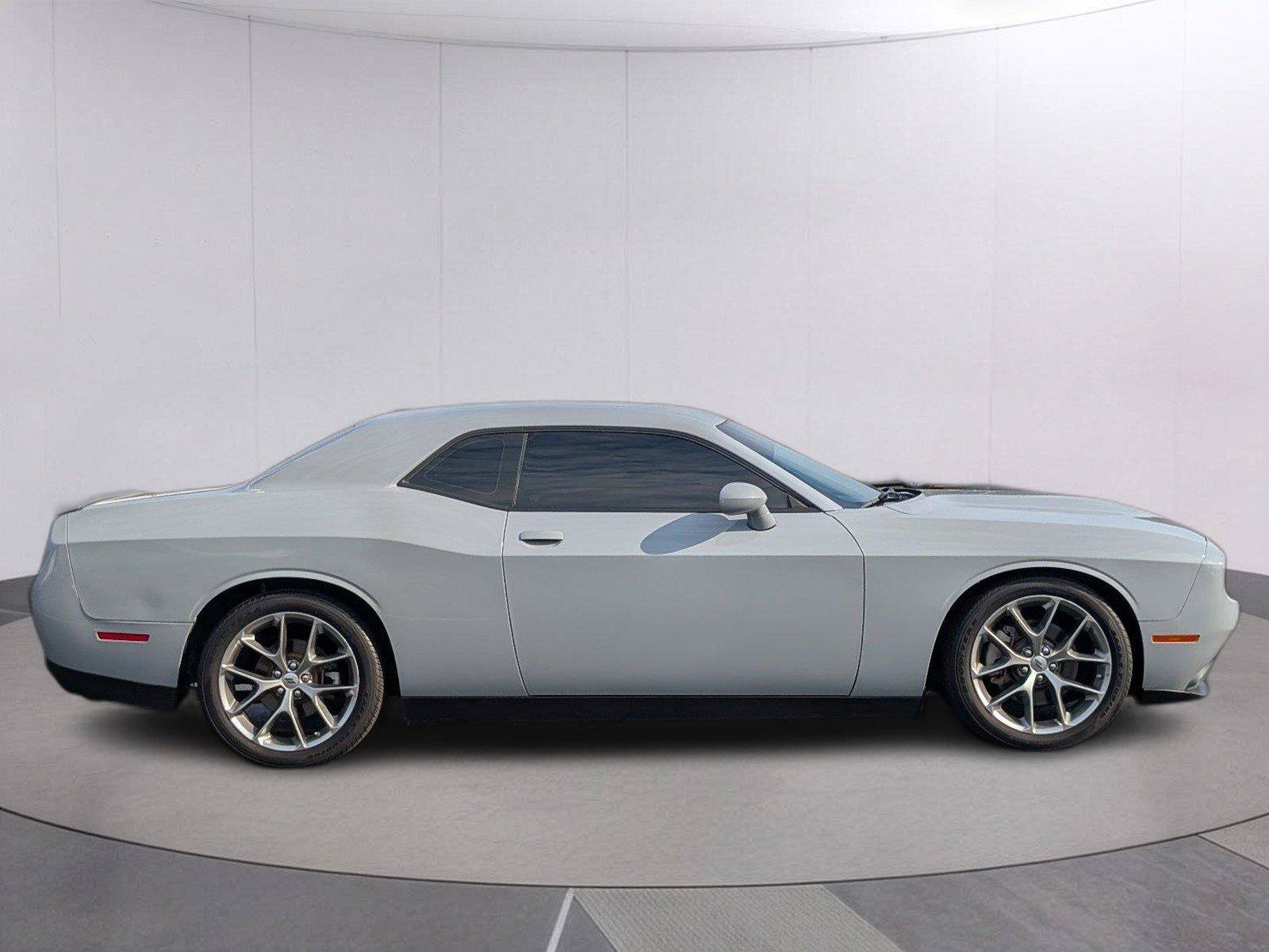 Used 2022 Dodge Challenger GT RWD image 8