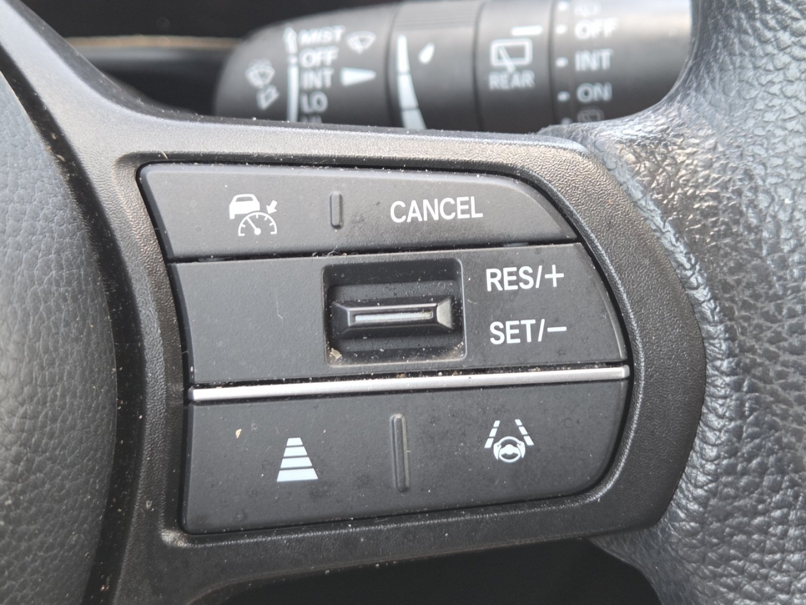 Used 2024 Honda CR-V EX image 9