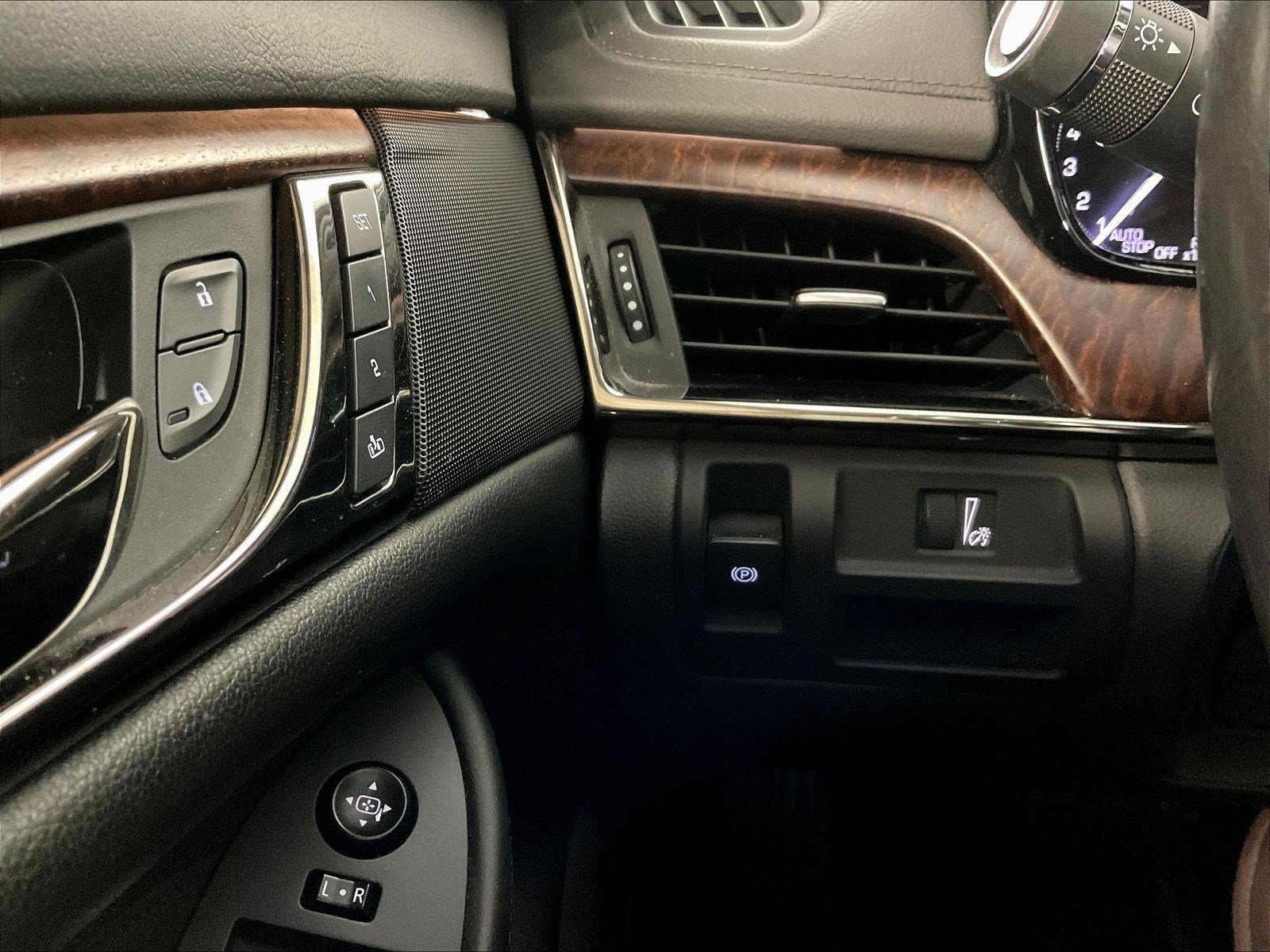 Used 2018 Cadillac CTS Luxury AWD/4WD image 15