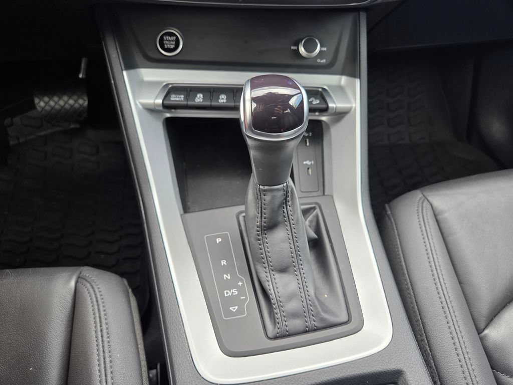 Used 2023 Audi Q3 2.0T Premium AWD/4WD image 17