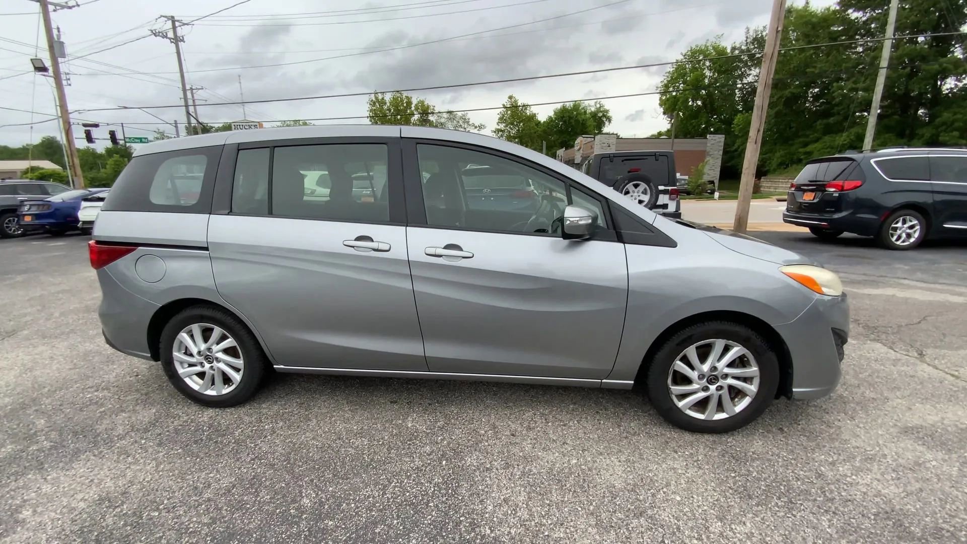 Used 2013 MAZDA MAZDA5 Sport FWD image 9