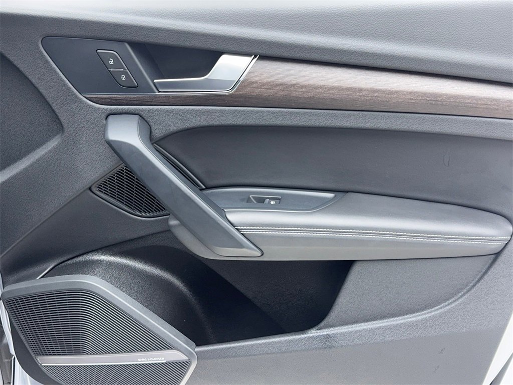 Used 2022 Audi Q5 2.0T Premium Plus w/ Premium Plus Package image 47