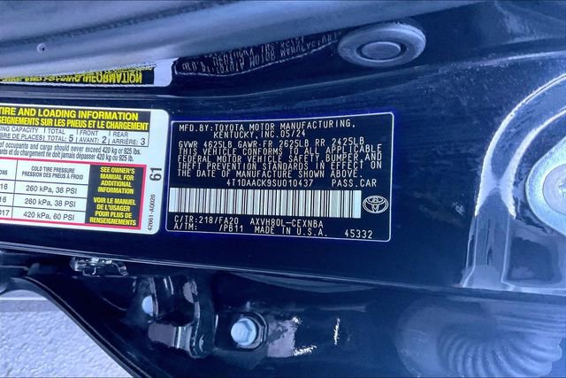 Used 2025 Toyota Camry LE FWD image 35
