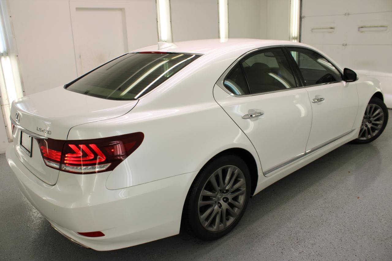Used 2016 Lexus LS 460 w/ Comfort Package RWD image 30