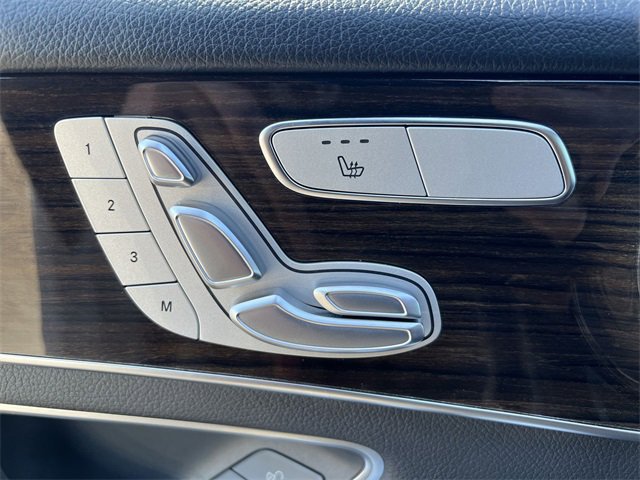 Used 2022 Mercedes-Benz GLC 300 4MATIC image 27