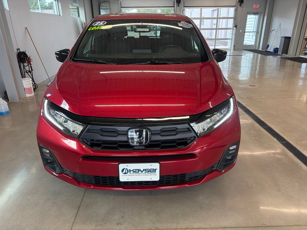 Used 2025 Honda Odyssey Sport-L image 2