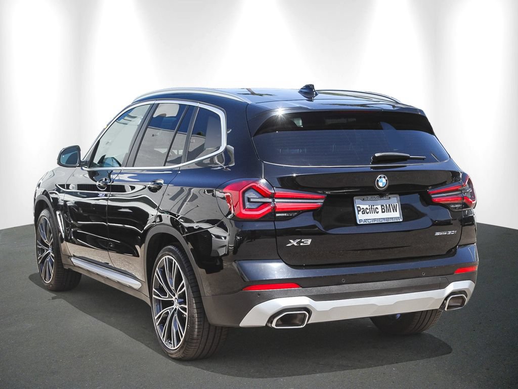 Used 2023 BMW X3 sDrive30i w/ Convenience Package RWD image 4
