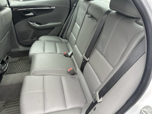 Used 2019 Chevrolet Impala LT w/ Sunroof and Spoiler Package FWD image 33