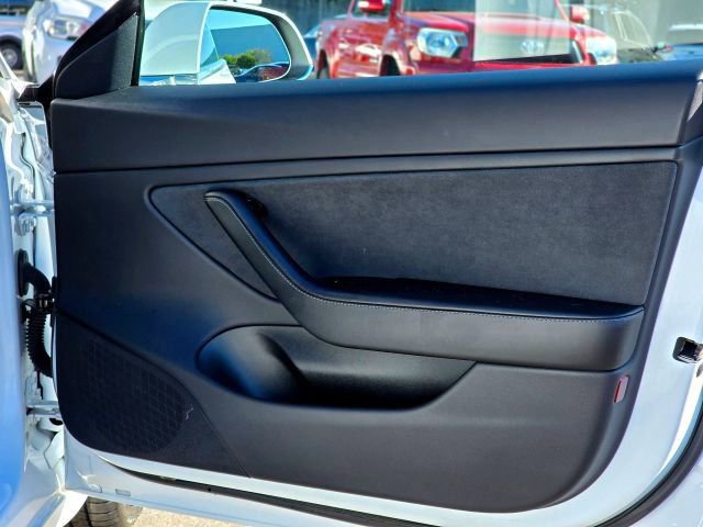 Used 2019 Tesla Model 3 Performance AWD/4WD image 27