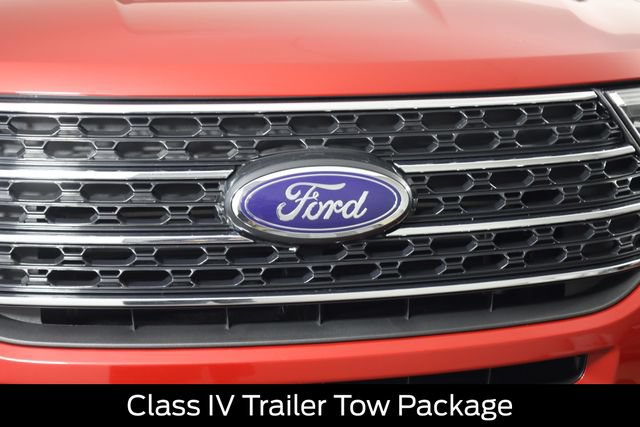 Used 2024 Ford Explorer XLT w/ Equipment Group 202A AWD/4WD image 22