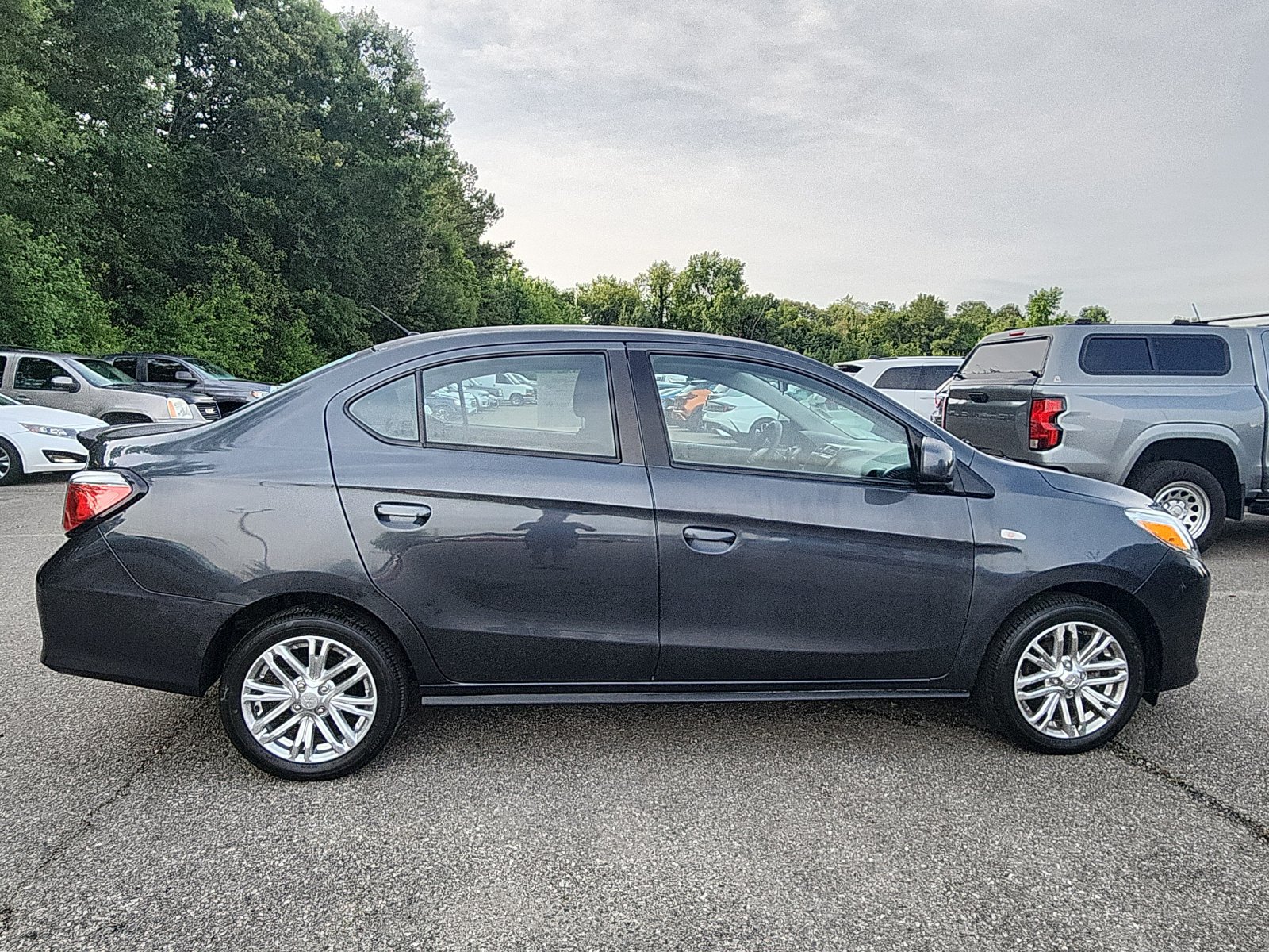 Used 2024 Mitsubishi Mirage G4 LE FWD image 6