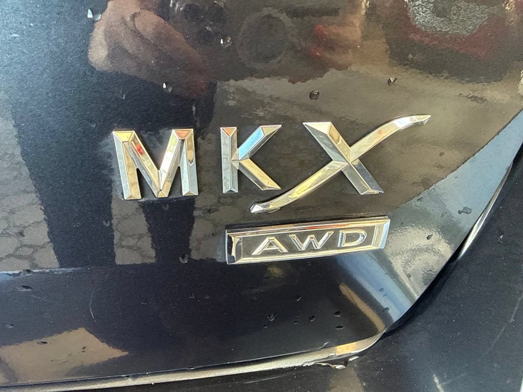 Used 2013 Lincoln MKX AWD image 9