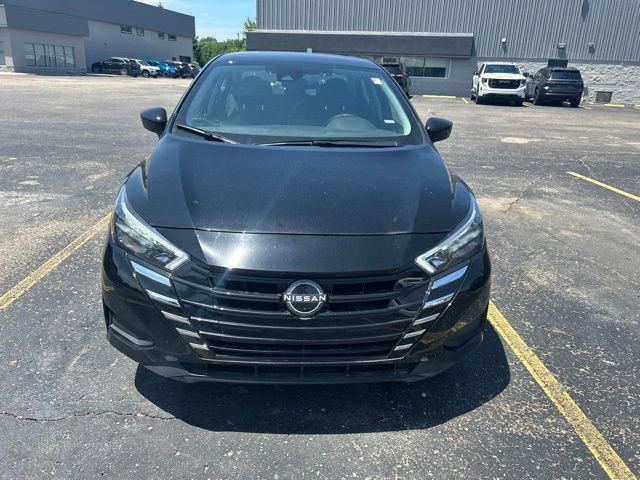 Used 2025 Nissan Versa SV FWD image 6