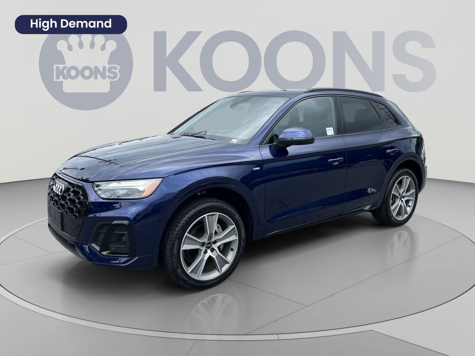 Used 2025 Audi Q5 2.0T Premium w/ Convenience Plus Package AWD/4WD image 1