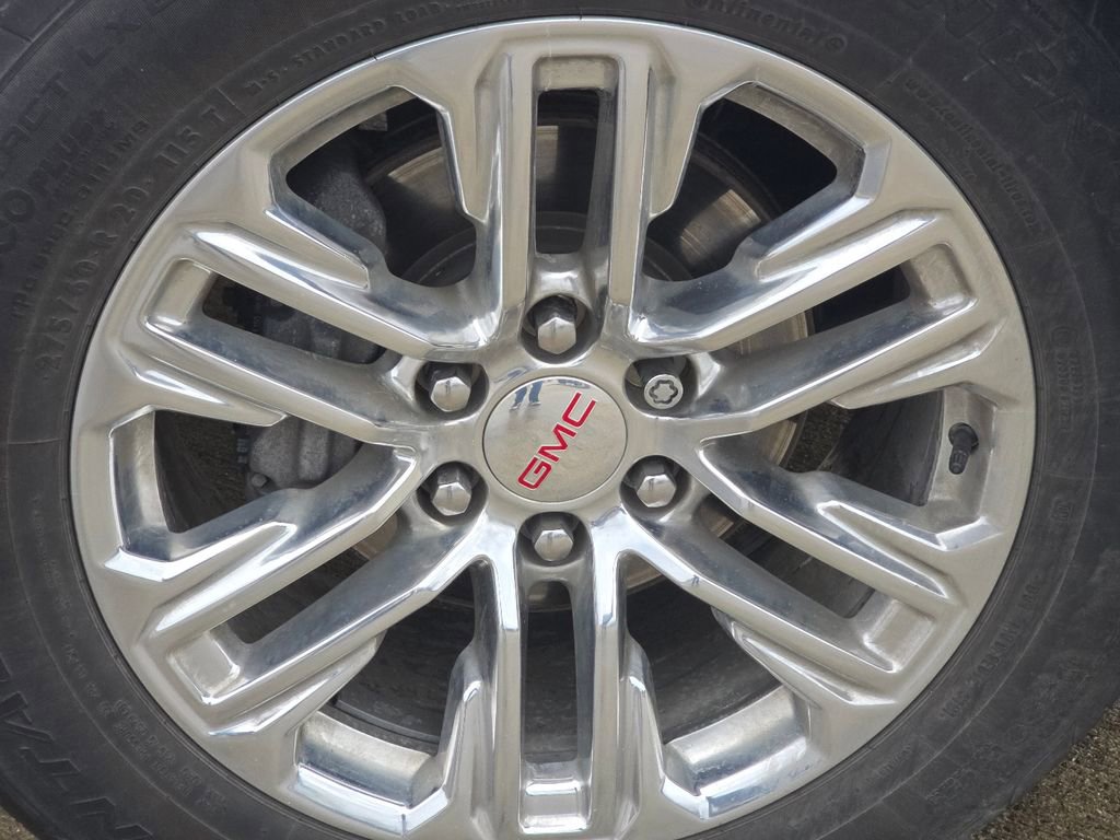 Used 2021 GMC Yukon XL SLT w/ Rear Media and Nav Package image 10