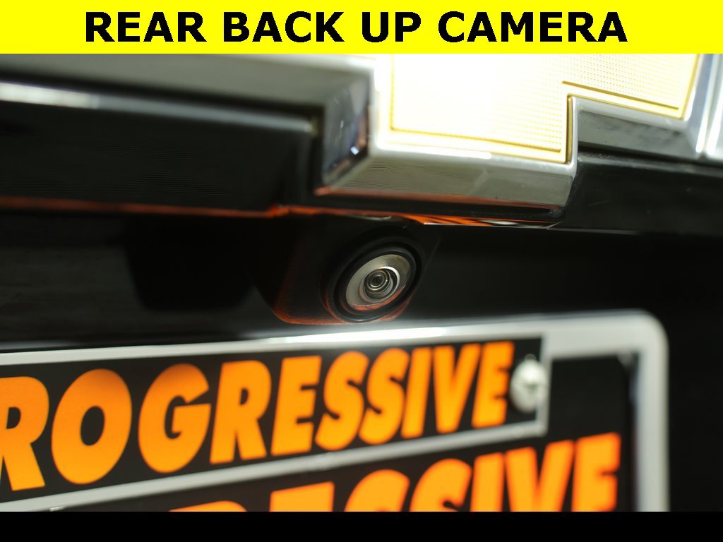 Used 2022 Chevrolet Traverse LT image 12