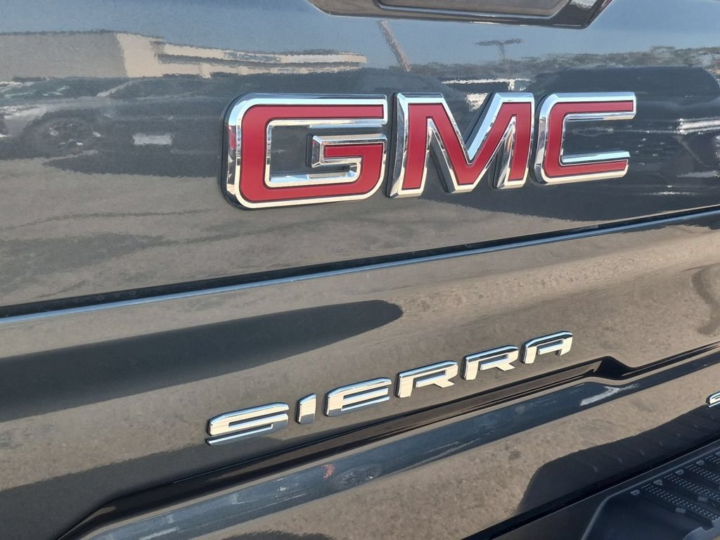 Used 2019 GMC Sierra 1500 SLT w/ SLT Premium Plus Package AWD/4WD image 31
