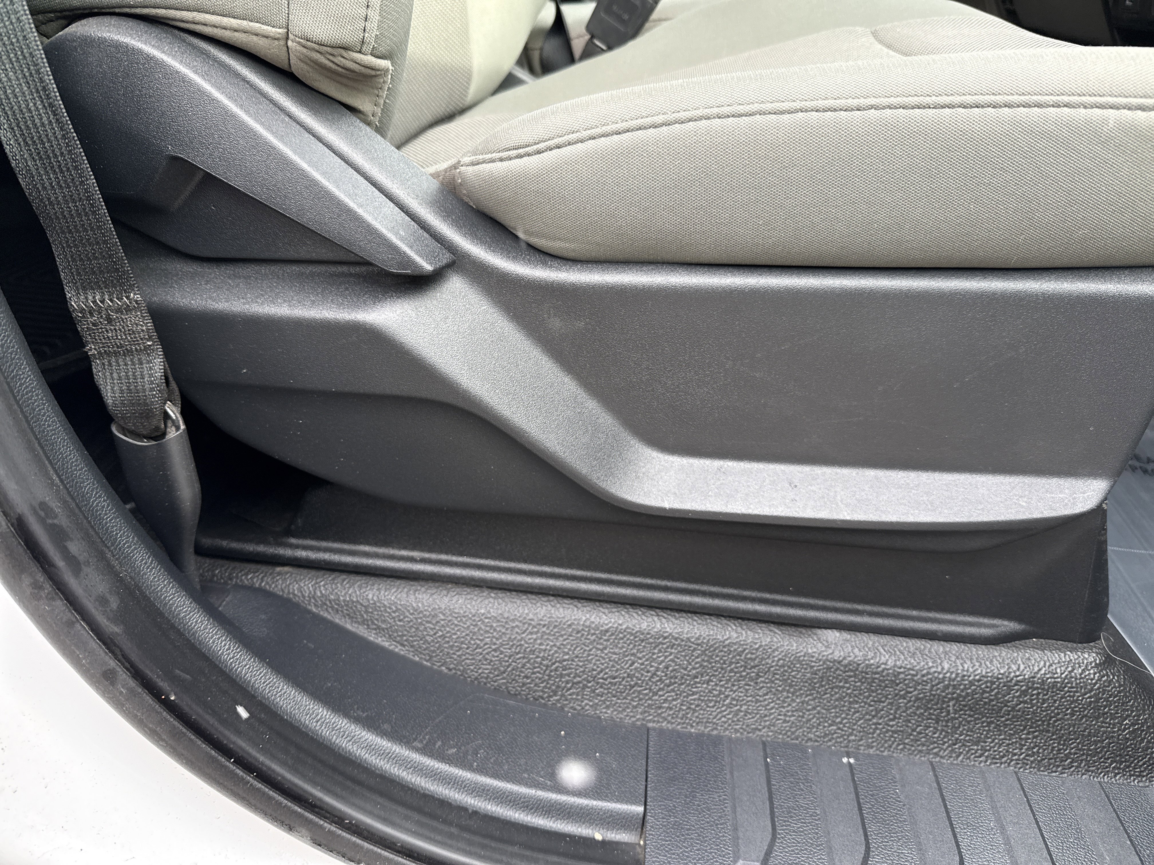 Certified 2022 Ford F350 XL w/ Power Equipment Group image 28