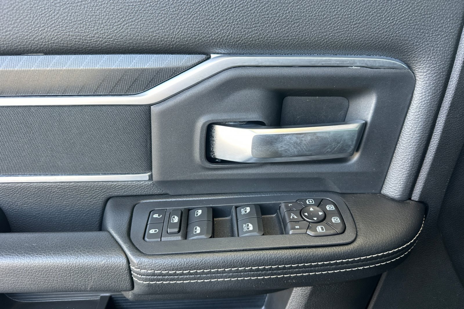 Used 2026 RAM 2500 Big Horn AWD/4WD image 10