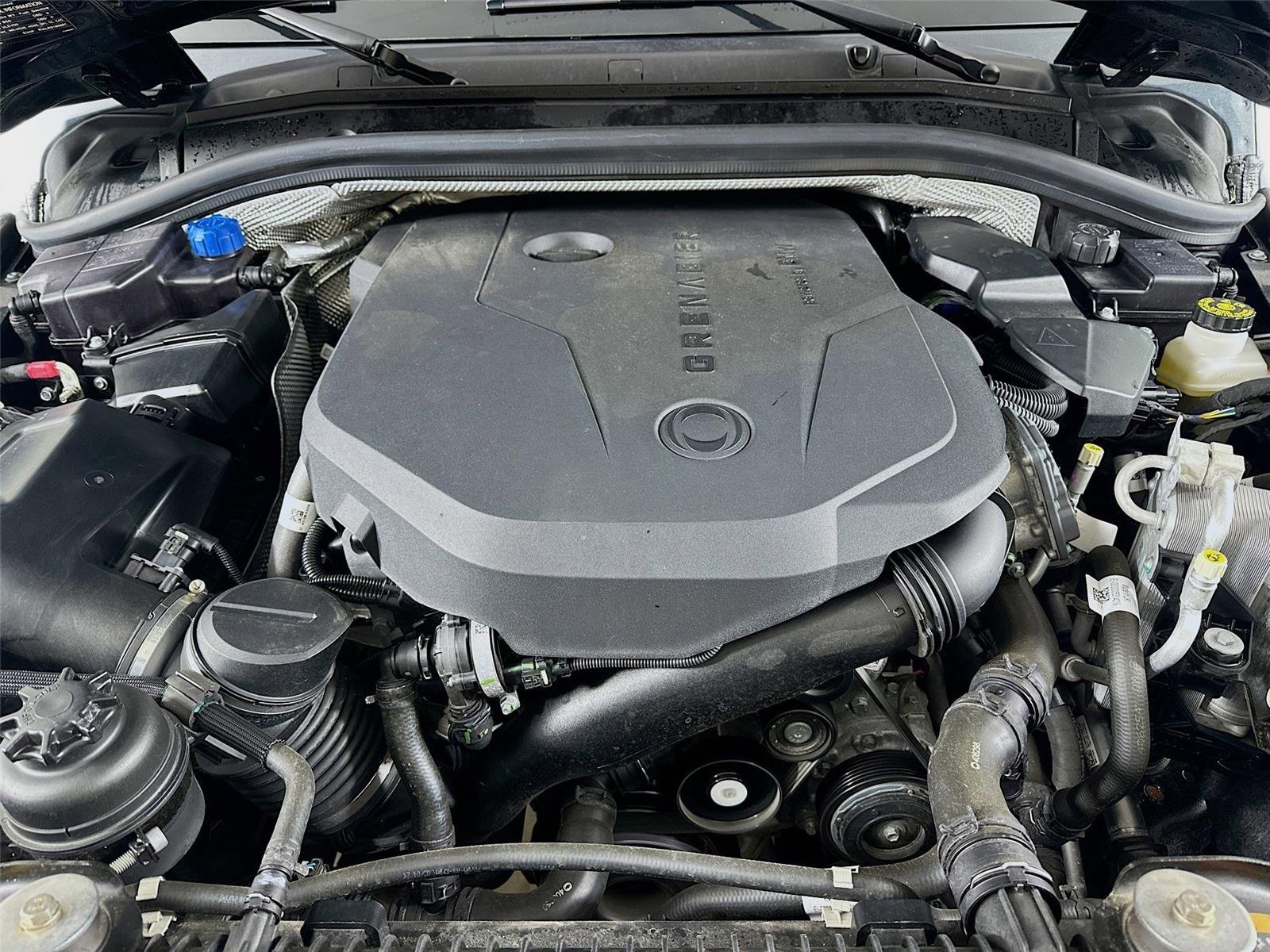 Used 2024 INEOS Grenadier Fieldmaster Edition image 14