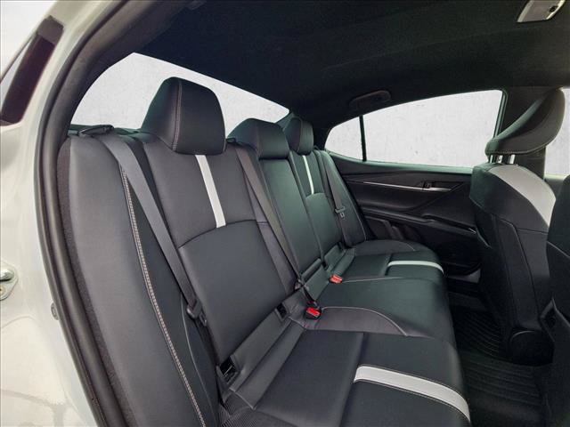 Used 2025 Toyota Camry SE w/ Convenience Package FWD image 18