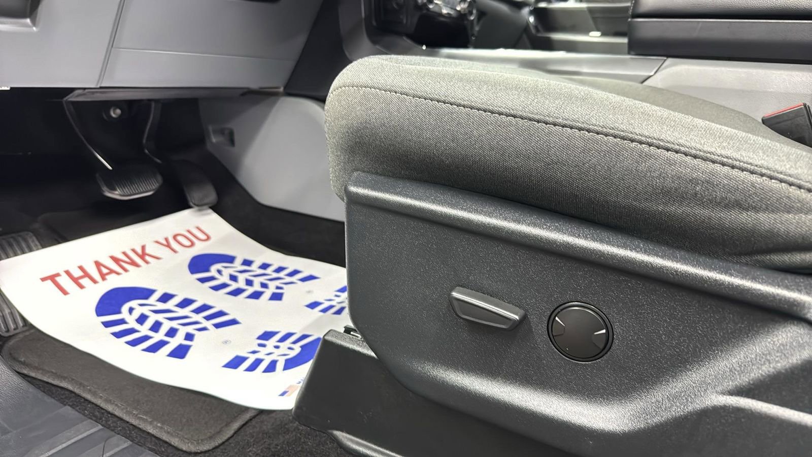 Used 2025 Ford F150 XLT w/ Equipment Group 301A Standard image 10