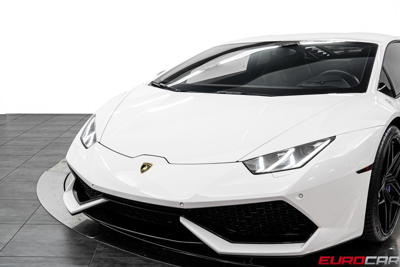 Used 2015 Lamborghini Huracan LP 610-4 AWD/4WD image 13