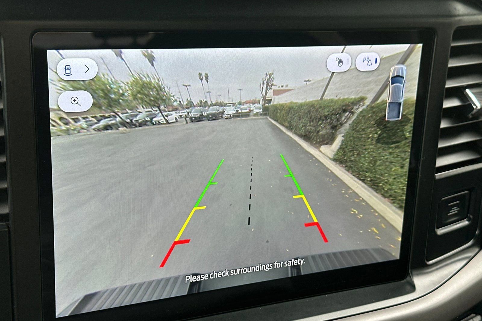 Used 2025 Ford F150 XLT w/ Equipment Group 301A Standard image 18