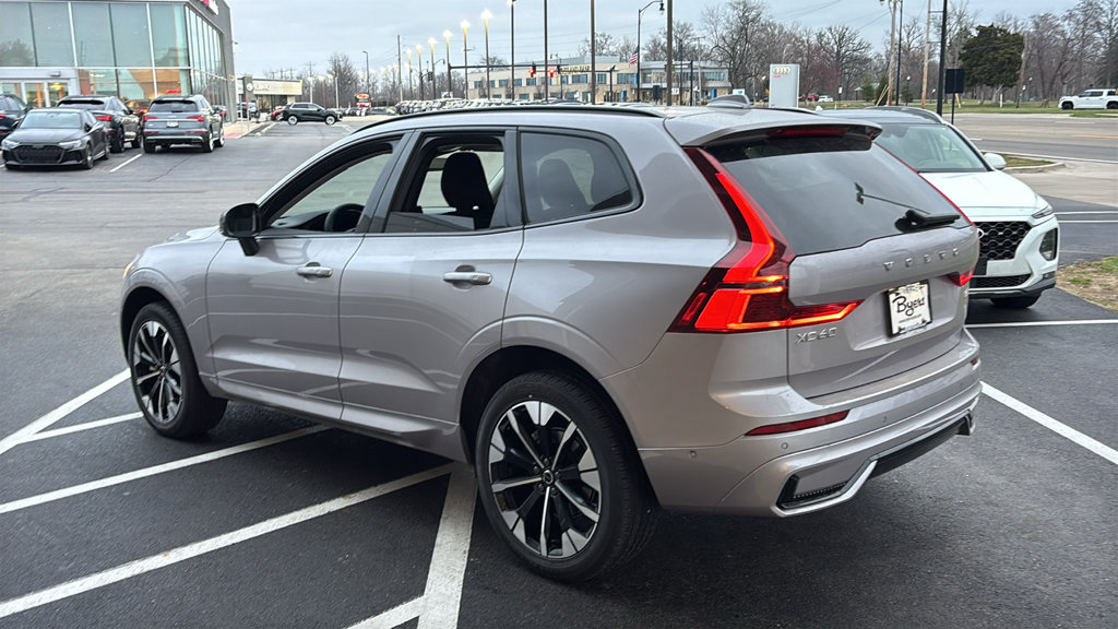 New 2026 Volvo XC60 B5 Plus w/ Climate Package AWD/4WD image 4