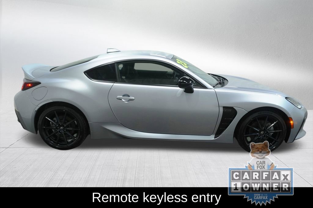 Used 2023 Toyota GR86 Premium w/ ALL Weather Mat Package (TMS) RWD image 5