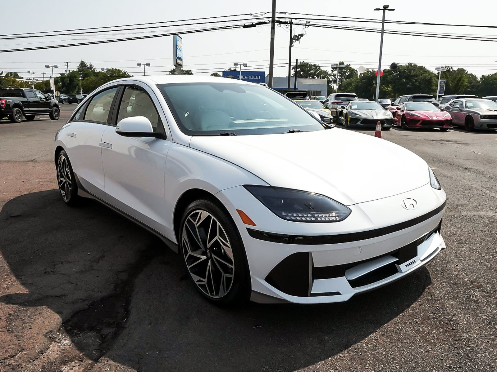 Used 2024 Hyundai Ioniq 6 SEL AWD/4WD image 3