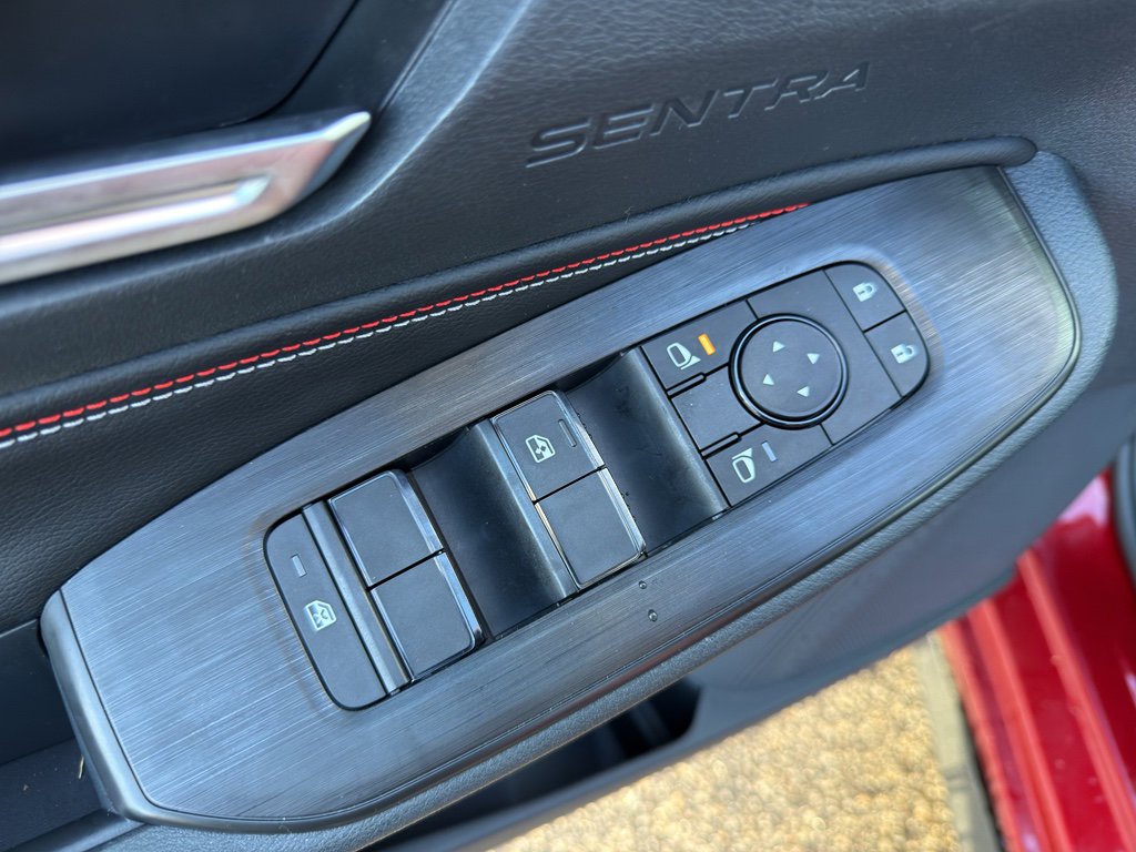 New 2026 Nissan Sentra SR w/ Floor Mat Package image 12