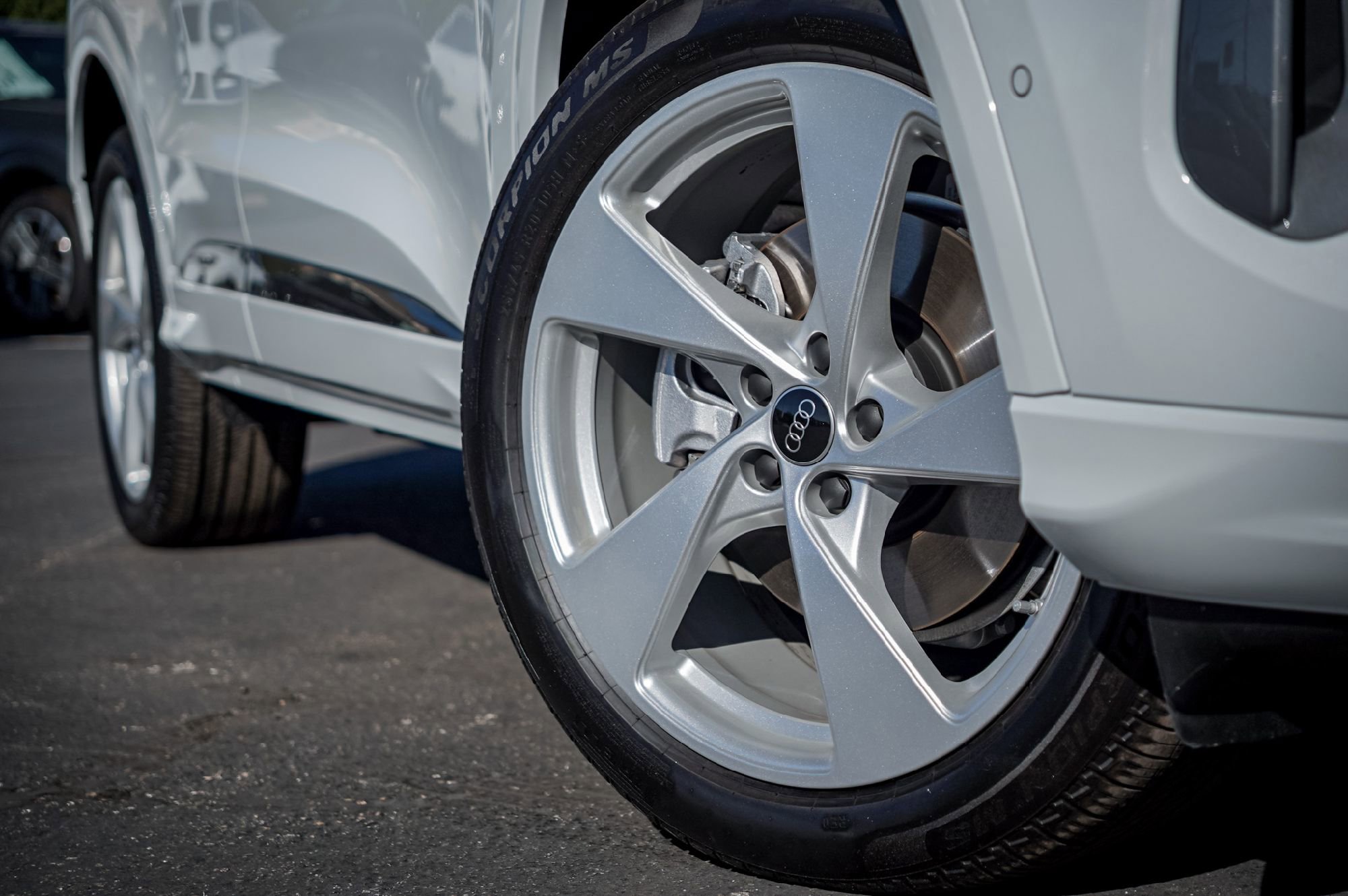 New 2025 Audi Q5 Premium Plus