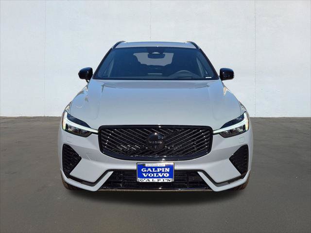 New 2026 Volvo XC60 T8 Ultra w/ Protection Package Premier AWD/4WD image 4