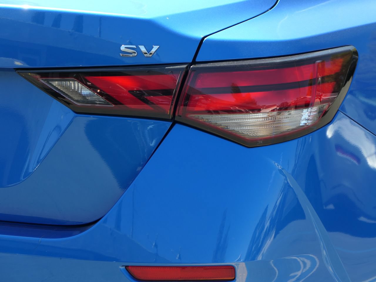 Used 2024 Nissan Sentra SV FWD image 4