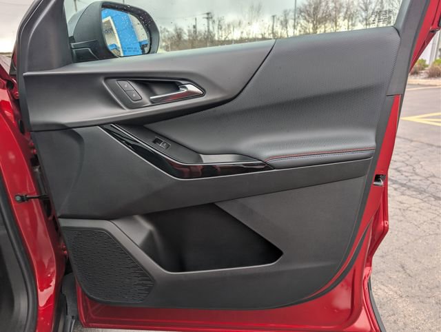 Used 2025 Chevrolet Equinox RS w/ Safety and Technology Package image 13