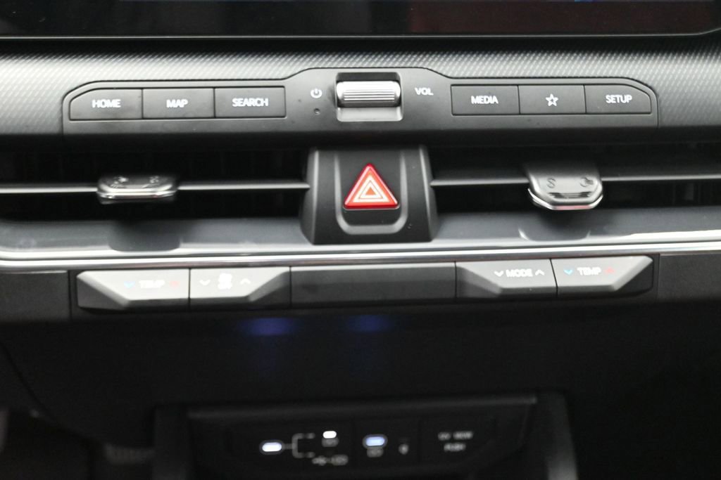 Used 2025 Kia K4 GT-Line w/ GT-Line Premium Package FWD image 19