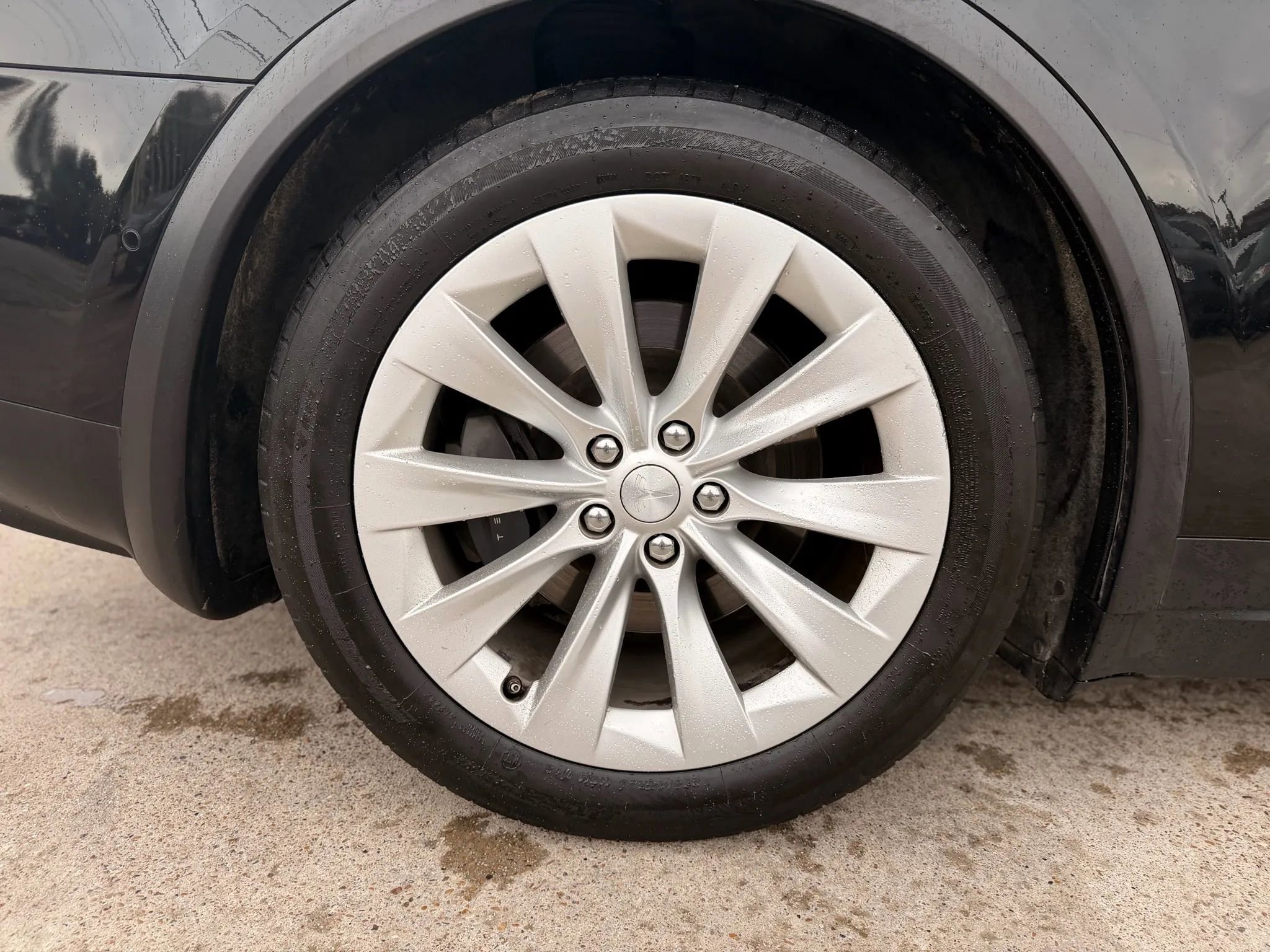 Used 2017 Tesla Model X 100D image 17