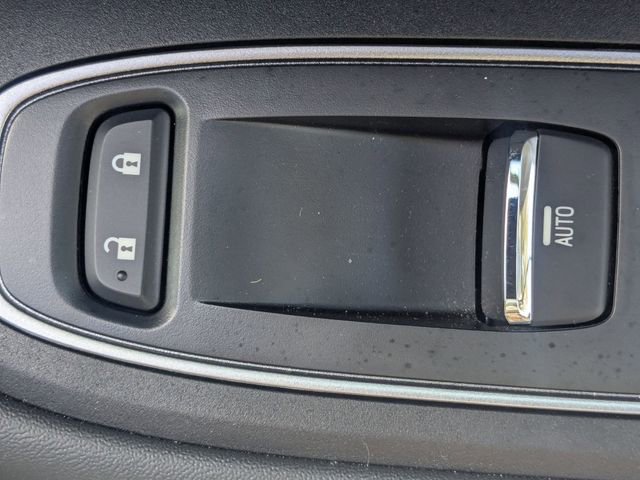 Used 2023 Subaru Outback Touring XT AWD/4WD image 32