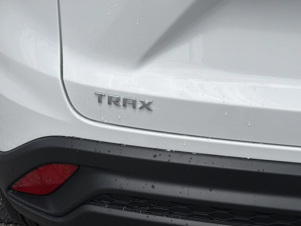 New 2026 Chevrolet Trax LS w/ LS Convenience Package FWD image 20