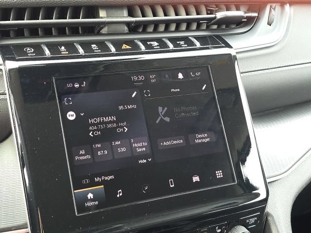 Used 2023 Jeep Grand Cherokee Laredo RWD image 28