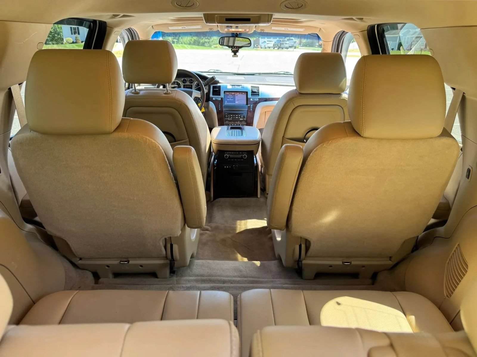 Used 2012 Cadillac Escalade Premium AWD/4WD image 41