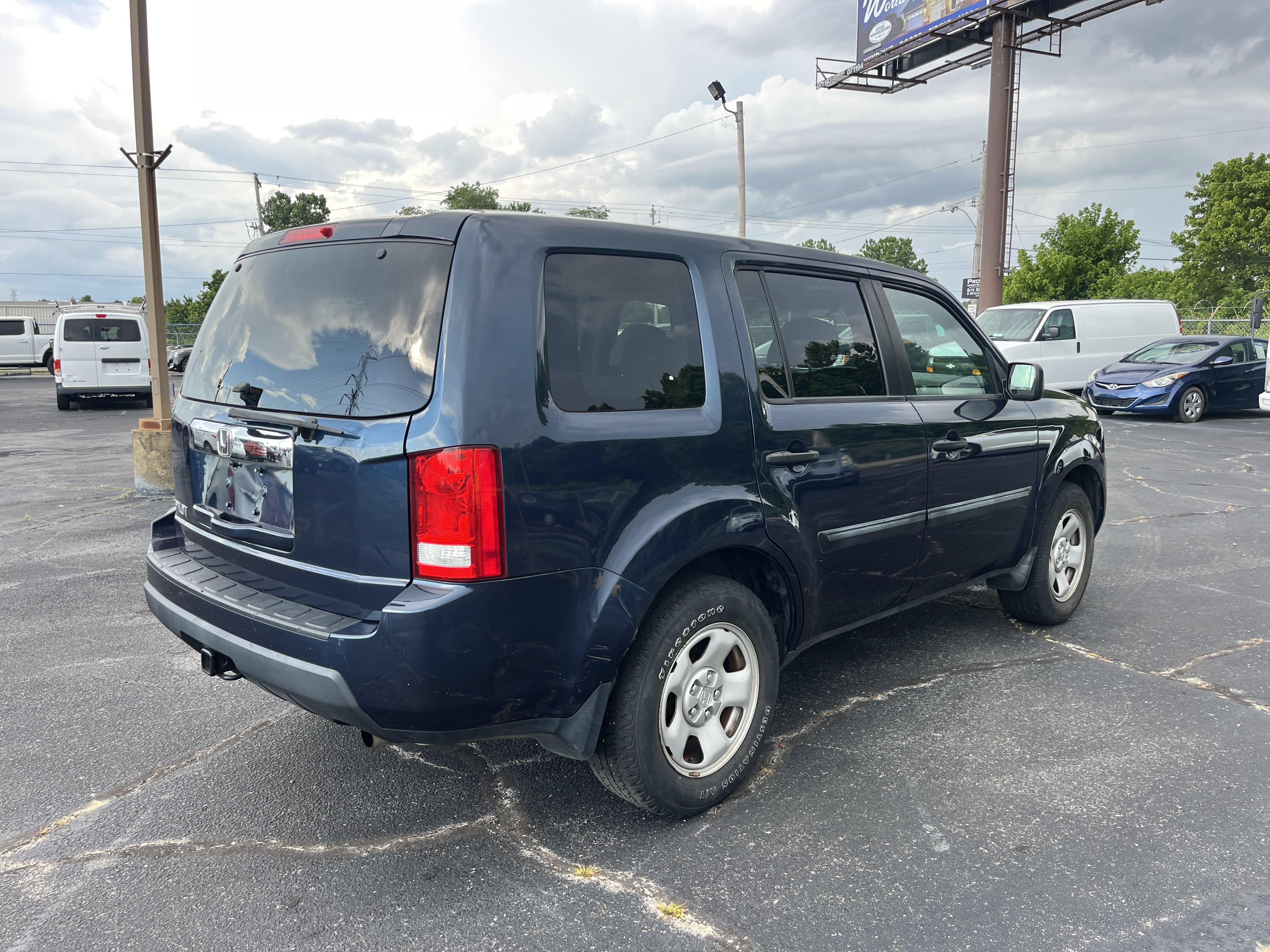 Used 2011 Honda Pilot LX image 5