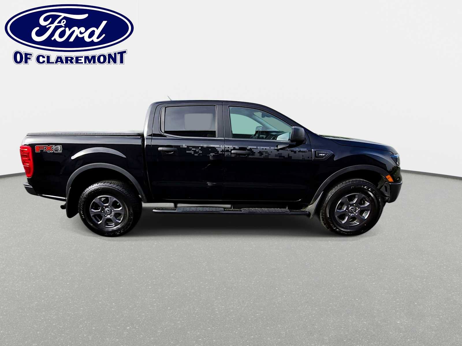Used 2022 Ford Ranger XLT w/ Equipment Group 301A Mid AWD/4WD image 9