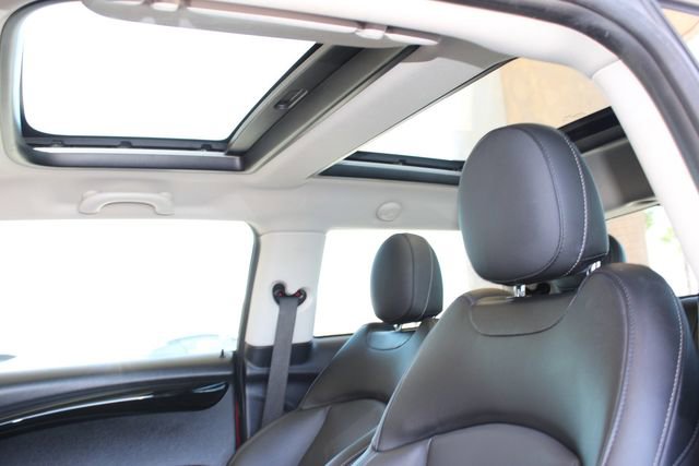 Used 2019 MINI Cooper S w/ Premium Package FWD image 11