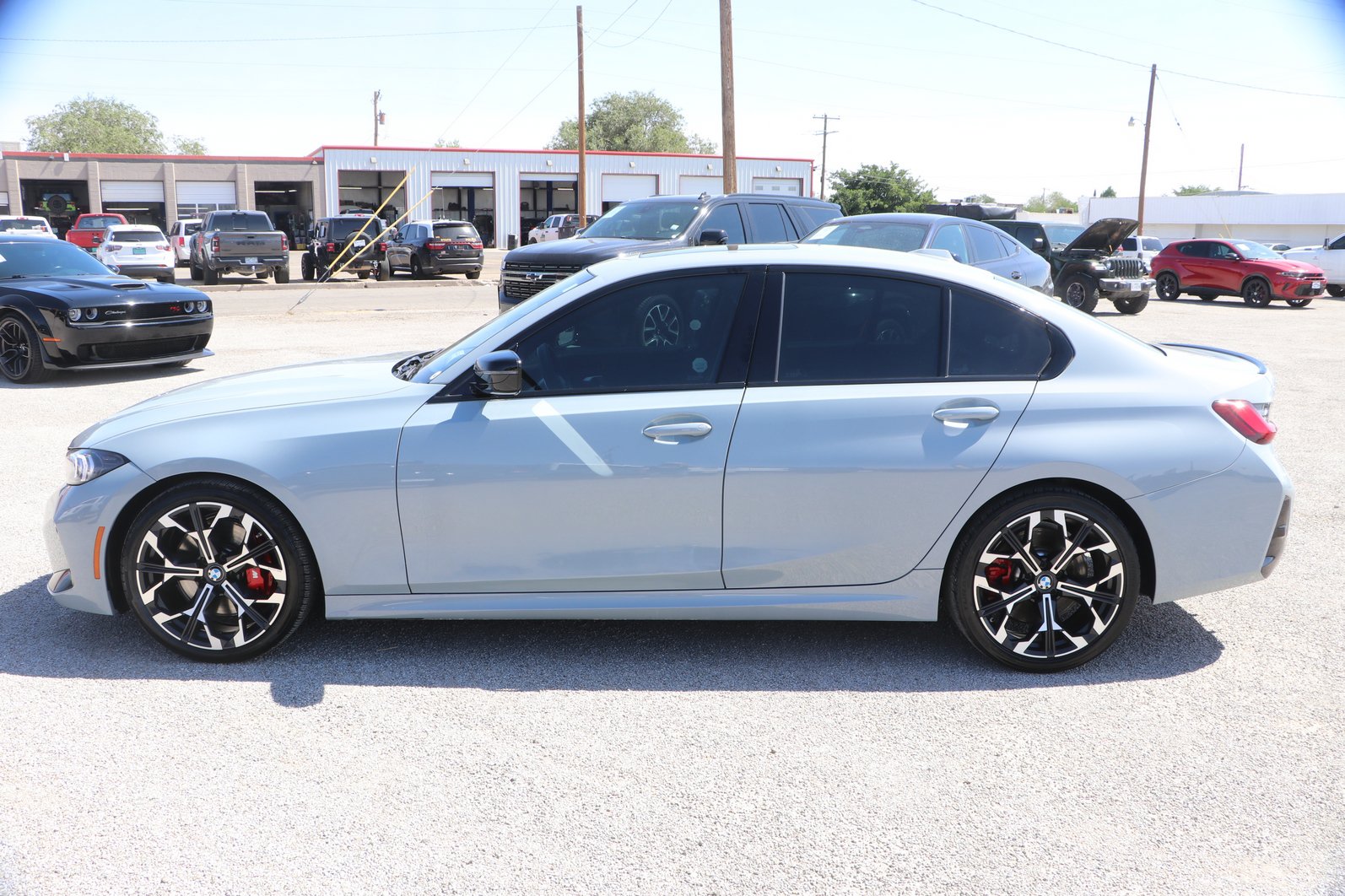 Used 2025 BMW 330i Sedan RWD image 4